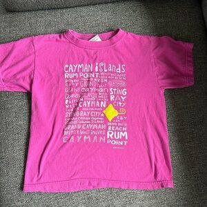 Comfort colors Cayman Islands Girls Pink Short Sleeve t-shirt size Small